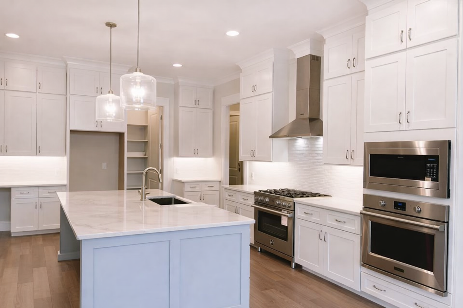 What Stone Is This? Marble vs Quartz Guide